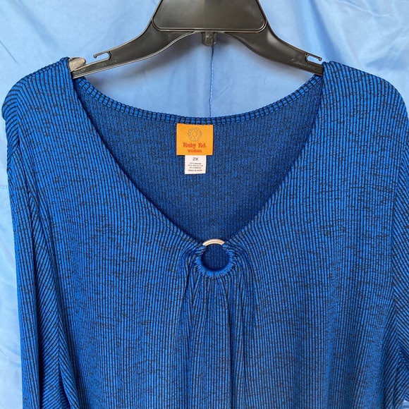 3/$45 Ruby rd ribbed pull over top w ring cut out detail casual shirt blue black - Picture 5 of 17